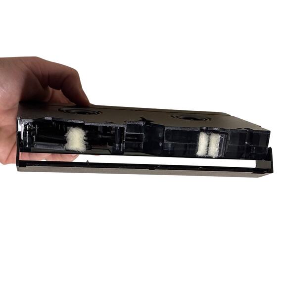 RadioShack VideoBRUSH VHS Cleaning Cassette w/ Manual & Fluid Vintage - Picture 8 of 8